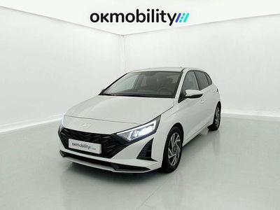 Usado Hyundai i20 100 CV (73 kW) 2024 Atlas white Utilitario