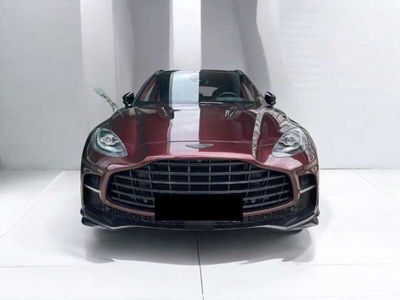 Aston Martin DBX 707