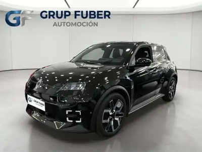 Usado Renault R5 Urban 89 kW (122 CV) 2025 Negro Utilitario
