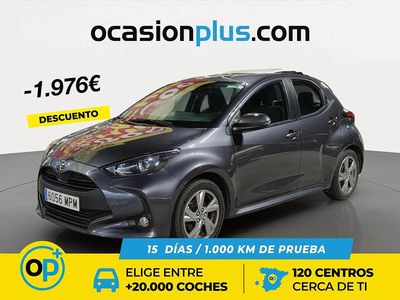 Usado Toyota Yaris Hybrid Active 116 CV (85 kW) 2024 Gris Berlina