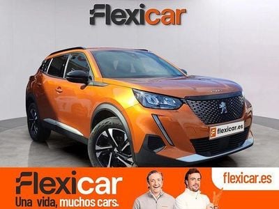Usado Peugeot 2008 Allure 100 CV (73 kW) 2023 Naranja SUV