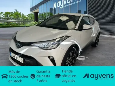 Usado Toyota C-HR Advance 122 CV (89 kW) 2022 Blanco SUV