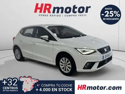 Usado Seat Ibiza Style 110 CV (80 kW) 2022 Blanco Utilitario