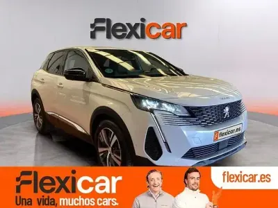 Usado Peugeot 3008 Active 130 CV (95 kW) 2023 Blanco SUV