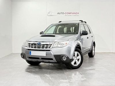 Gris / plata Usado 2012 Subaru Forester Sport SUV | 9995 € (Buen precio)
