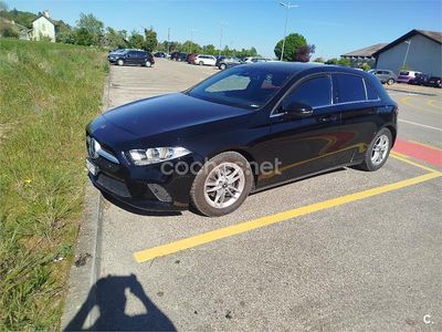 Usado Mercedes A180 122 CV (89 kW) 2019 Negro Berlina