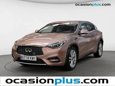 Infiniti Q30