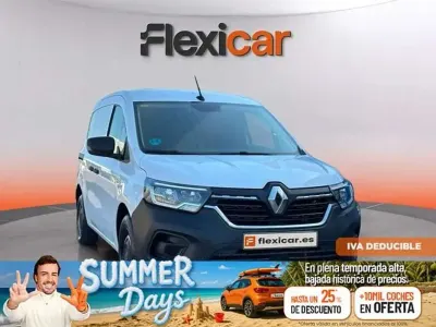 Usado Renault Kangoo 95 CV (69 kW) 2022 Blanco Monovolumen