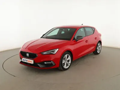 Usado Seat Leon FR 150 CV (110 kW) 2020 Rojo Berlina