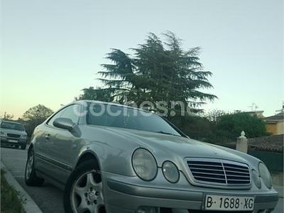 Usado Mercedes CLK200 136 CV (100 kW) 1999 Gris / plata Coupe