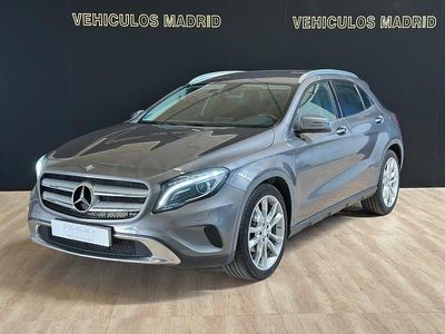 Usado Mercedes GLA200 Urban 136 CV (100 kW) 2014 Gris / plata SUV