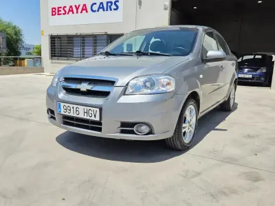 Usado Chevrolet Aveo LT 101 CV (74 kW) 2011 Gris Berlina