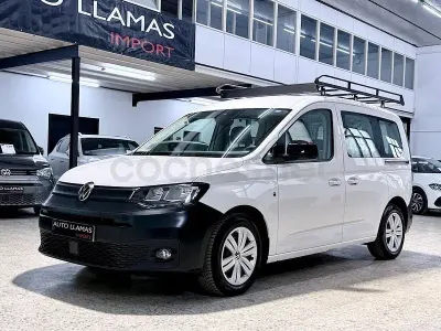 Usado VW Caddy 122 CV (89 kW) 2021 Blanco Monovolumen