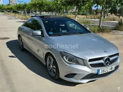 Usado Mercedes CLA250 211 CV (155 kW) 2014 Gris / plata Berlina