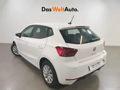 Usado Seat Ibiza Style 115 CV (84 kW) 2025 Blanco Utilitario