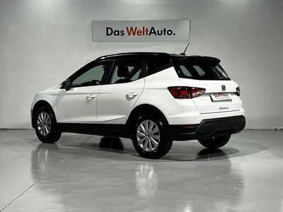 Usado Seat Arona Style 115 CV (84 kW) 2025 Blanco SUV