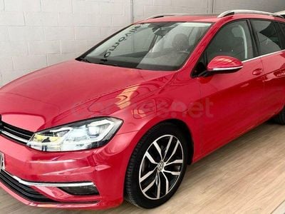 Usado VW Golf Sportsvan Sportline 115 CV (84 kW) 2018 Rojo Monovolumen
