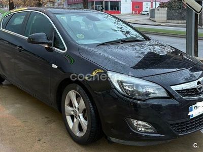 Usado Opel Astra Sport 110 CV (80 kW) 2010 Negro Berlina
