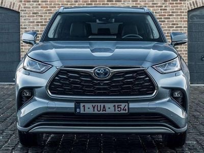 Usado Toyota Highlander Advance 247 CV (181 kW) 2021 Gris SUV