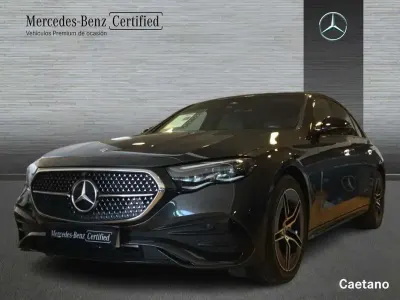 Usado Mercedes E220 197 CV (144 kW) 2025 Gris Berlina