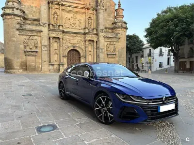 Usado VW Arteon R 320 CV (235 kW) 2023 Azul Familiar