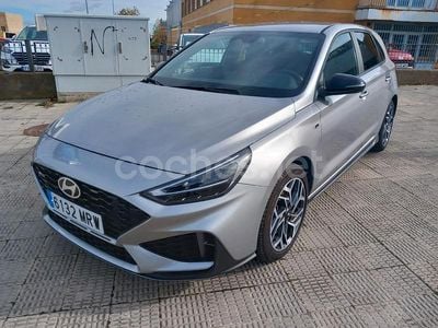 Usado Hyundai i30 N Line 100 CV (73 kW) 2024 Gris / plata Berlina