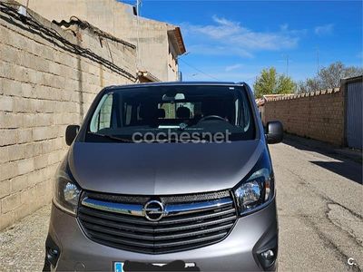 Usado Opel Vivaro 145 CV (106 kW) 2017 Gris / plata Monovolumen