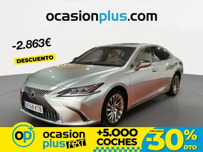 Usado Lexus ES300H Luxury Line 218 CV (160 kW) 2019 Gris Berlina