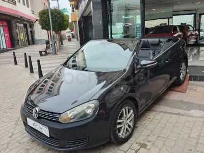 Usado VW Golf Cabriolet 122 CV (89 kW) 2013 Negro Descapotable