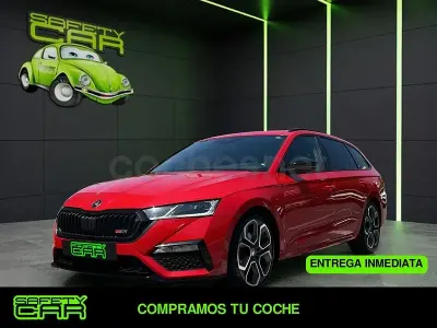 Usado Skoda Octavia RS 200 CV (147 kW) 2021 Rojo Familiar