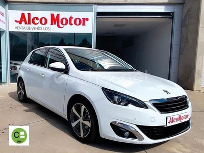 Usado Peugeot 308 Allure 110 CV (80 kW) 2017 Blanco Berlina