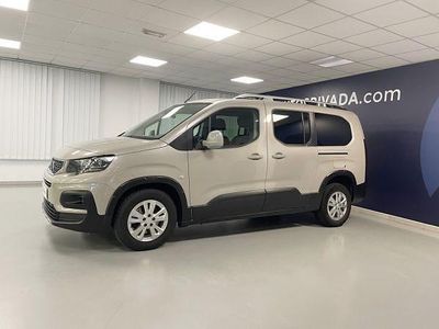 Usado Peugeot Rifter Allure 131 CV (96 kW) 2021 Gris seda (metalizado) Monovolumen