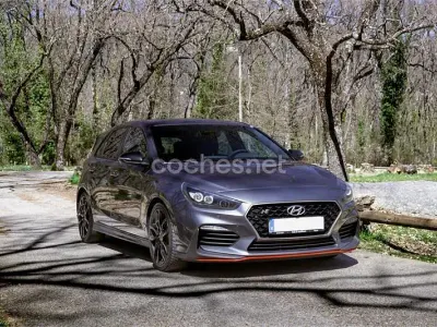 Usado Hyundai i30 N Performance 275 CV (202 kW) 2018 Gris / plata Berlina