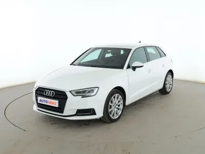 Usado Audi A3 Sportback Design 116 CV (85 kW) 2018 Blanco Utilitario