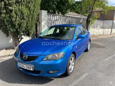 Usado Mazda 3 Active 110 CV (80 kW) 2005 Azul Berlina