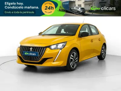 Usado Peugeot 208 Active 100 CV (73 kW) 2023 Amarillo Utilitario