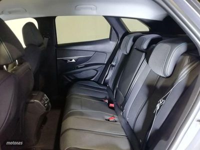 Gris Usado 2023 Peugeot 3008 Allure SUV | 26.990 € (Un poco caro)
