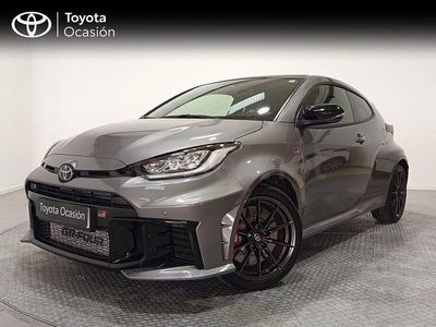 Usado Toyota Yaris 276 CV (202 kW) 2024 Gris / plata Utilitario