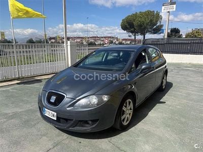 Käytetty Seat Leon Stylance 105 HP (77 kW) 2006 Sininen Viistoperä