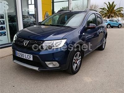 Usado Dacia Sandero Comfort 95 CV (69 kW) 2019 Azul Berlina