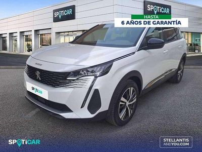 Usado Peugeot 5008 Allure 131 CV (96 kW) 2024 Blanco SUV