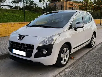 Käytetty Peugeot 3008