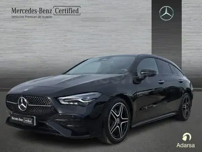 Usado Mercedes CLA200 150 CV (110 kW) 2025 Negro Familiar
