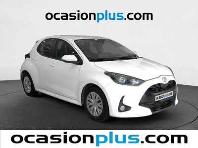 Usado Toyota Yaris Business Edition 69 CV (50 kW) 2023 Blanco Utilitario