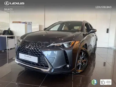 Usado Lexus UX 199 CV (146 kW) 2026 Gris / plata SUV