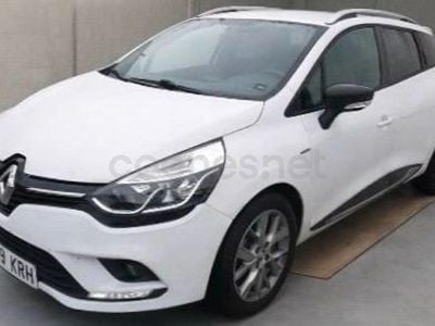 Usado Renault Clio GrandTour LIMITED 90 CV (66 kW) 2018 Blanco Familiar