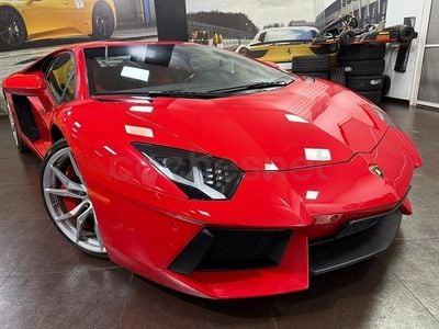 Usado Lamborghini Aventador 700 CV (514 kW) 2015 Rojo Coupe