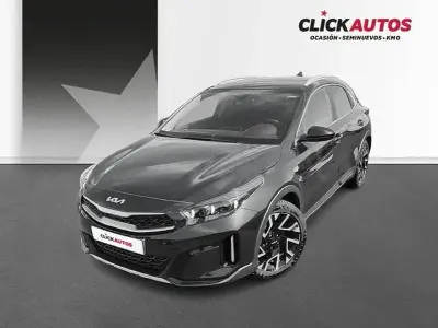Usado Kia XCeed 100 CV (73 kW) 2024 Negro SUV