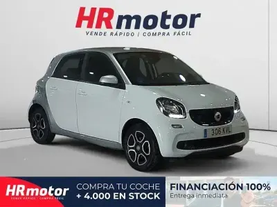 Begagnad Smart ForFour Electric Drive 60 kW (82 HK) 2019 Grå