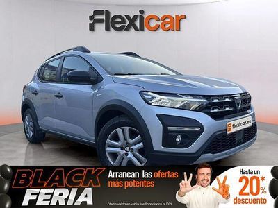 Usado Dacia Sandero Essentiel 91 CV (66 kW) 2022 Gris Utilitario